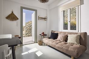 Ianemi Suites by K4 Kythnos