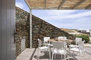 Ianemi Suites by K4 Kythnos