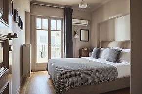 Plaka's Villa with Breathtaking Acropolis View