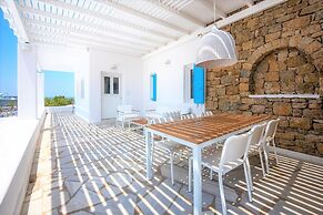 Adikri Villas & Suites