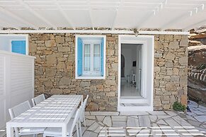 Adikri Villas & Suites