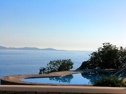 Adikri Villas & Suites