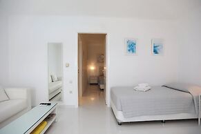 Adikri Villas & Suites