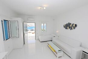 Adikri Villas & Suites