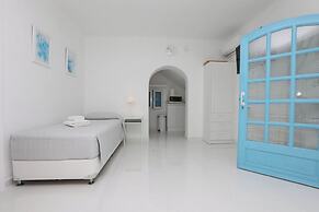 Adikri Villas & Suites