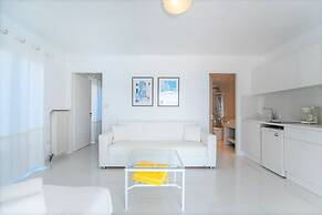 Adikri Villas & Suites