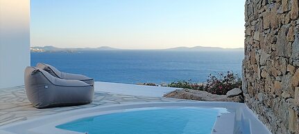 Adikri Villas & Suites