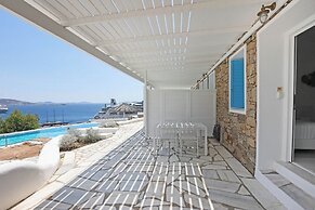 Adikri Villas & Suites