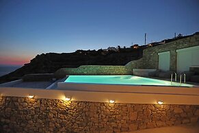 Adikri Villas & Suites