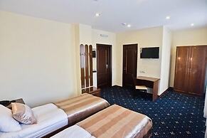 Victoria Hotel
