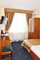 Victoria Hotel