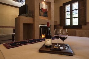 Katogi Averoff Hotel & Winery