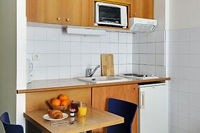 Les Lilas Serviced Apartments
