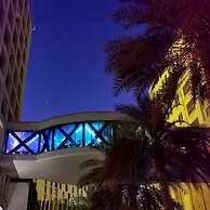 Grand Millennium Muscat connected to Muscat Grand Mall