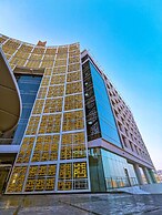 Grand Millennium Muscat connected to Muscat Grand Mall