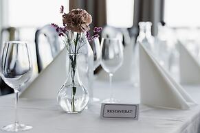 Hotel Gyllene Uttern