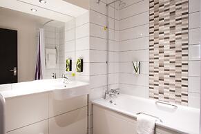 Premier Inn Blackburn Town Centre