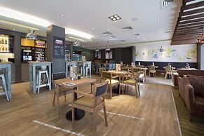 Premier Inn Honiton