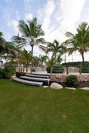 Crocobeach Hotel
