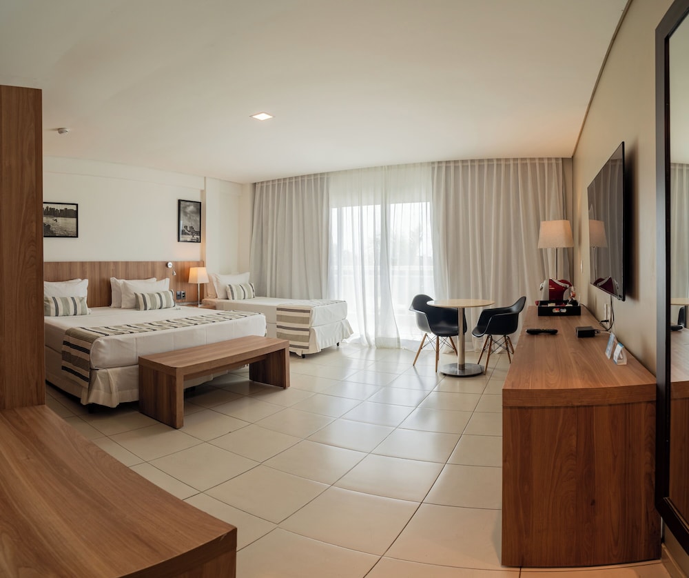 Crocobeach Hotel