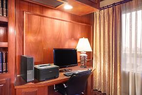 Azure Hotel & Suites, Trademark Collection by Wyndham