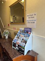 Clarence House Hotel