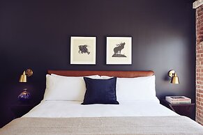 Venice V Hotel