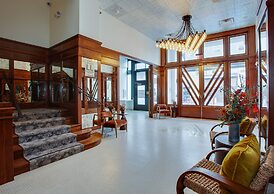 Venice V Hotel