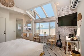 Venice V Hotel