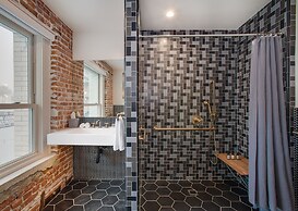Venice V Hotel