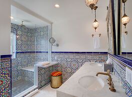 Venice V Hotel