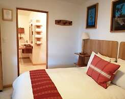 Casa Tsaya Boutique