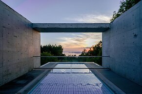 SETOUCHI RETREAT by Onko Chishin