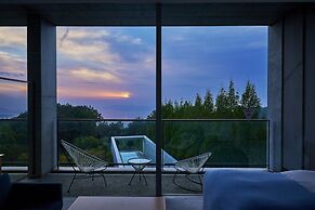 SETOUCHI RETREAT by Onko Chishin