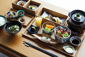 SETOUCHI RETREAT by Onko Chishin