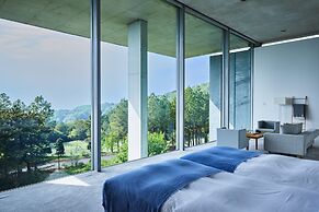 SETOUCHI RETREAT by Onko Chishin