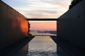 SETOUCHI RETREAT by Onko Chishin