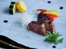 SETOUCHI RETREAT by Onko Chishin