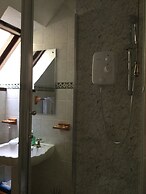 Darroch View B and B