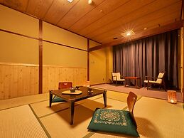 Ooedo Onsen Monogatari Awazu Grand Hotel