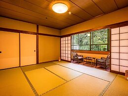 Ooedo Onsen Monogatari Awazu Grand Hotel