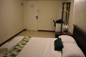 H Hotels - Metro North Uno