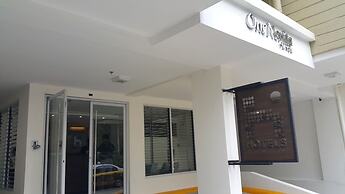 H Hotels - Metro North Uno