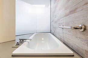 CHECK inn Taichung Liming