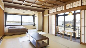 Ooedo Onsen Monogatari Premium Kaga Maruya