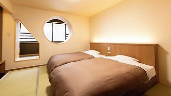 Ooedo Onsen Monogatari Premium Yamanaka Grand Hotel