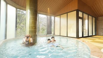 Ooedo Onsen Monogatari Premium Yamanaka Grand Hotel