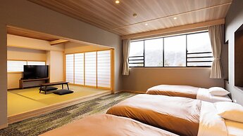 Ooedo Onsen Monogatari Premium Yamanaka Grand Hotel