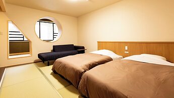 Ooedo Onsen Monogatari Premium Yamanaka Grand Hotel