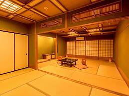 Ooedo Onsen Monogatari Premium Yoshinoya Irokuen